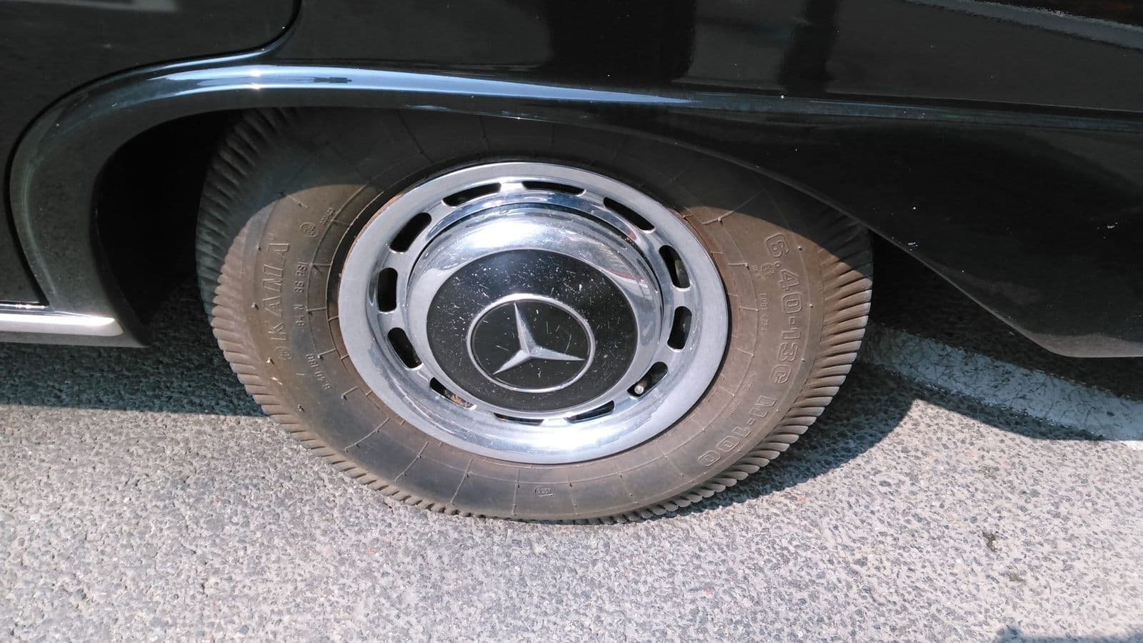 Mercedes-Benz Heckflosse / Fintail (W111) visto de frente — años 1960