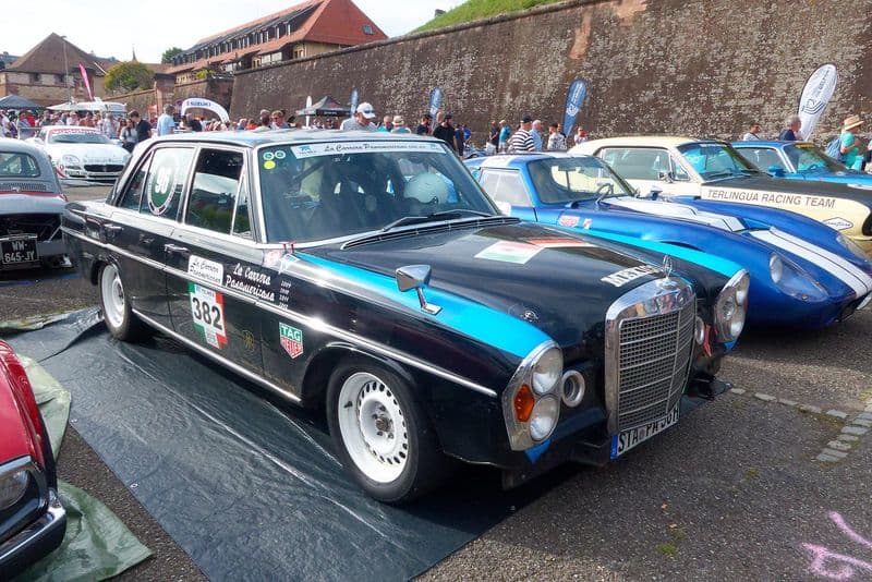 Cómo limpiar y conservar los cromados de un Mercedes de los 60